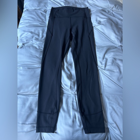 lululemon in movement tight 25” - Picture 2 of 5